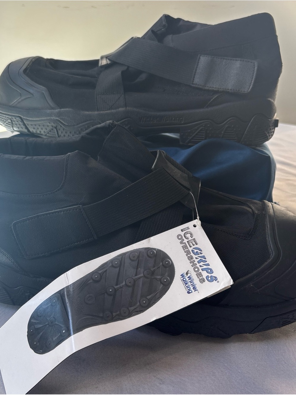 Men’s Black IceGrips Overshoe with Traction Straps